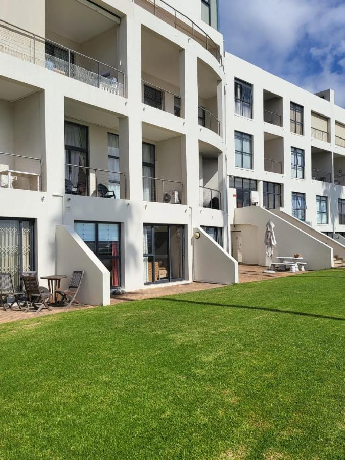 13 At Santos Apartment Mossel Bay Exterior photo